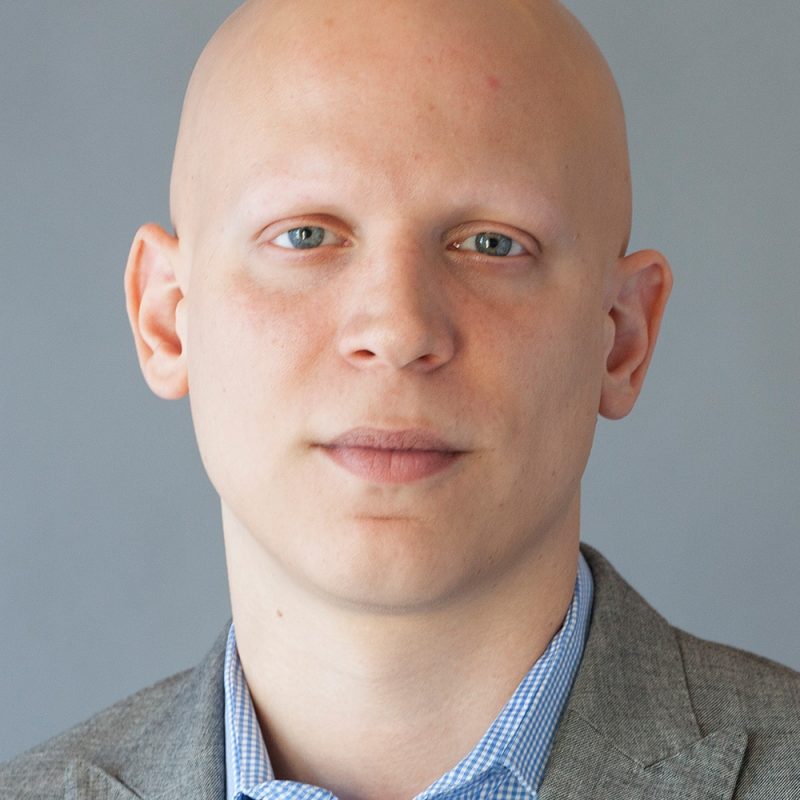 Photo of Robert Faturechi